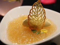 豆奶冰淇淋燕窝-wann lounge 低温慢煮牛排·清吧