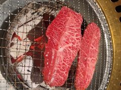 -山川小町·极番烧肉(新地假日广场店)