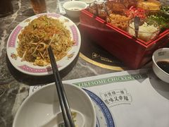-禄婶鸡煲·打边炉