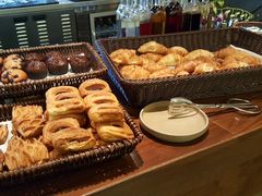 麵包及蛋糕-城市露台景观餐厅(淮海路店)