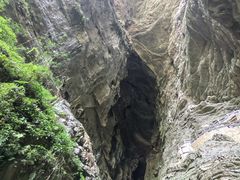 -龙水峡地缝景区