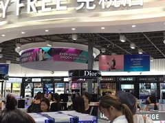 -王权免税店(廊曼机场店)