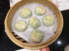 丝瓜虾仁小笼-鼎泰丰(美丽华店)