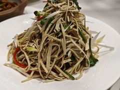 -鲁菜根·泰安菜(万达店)