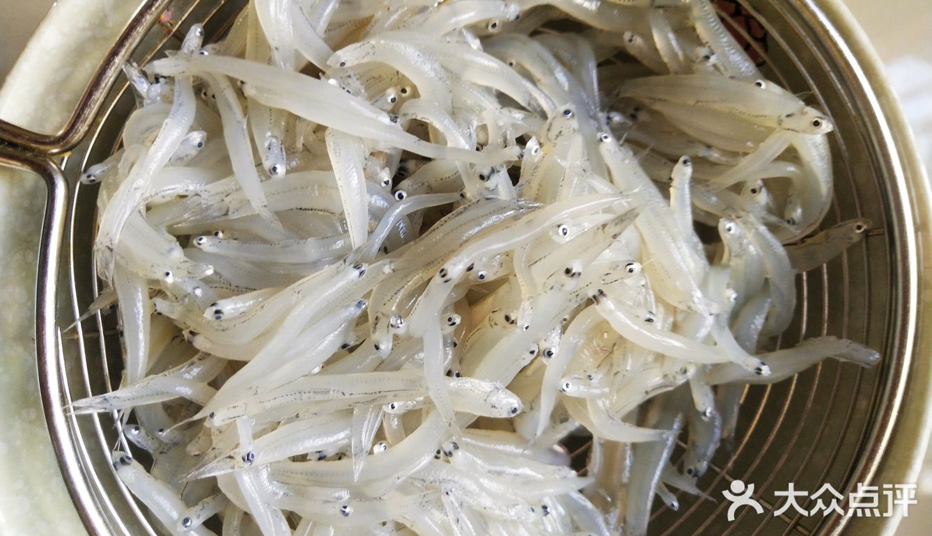 香煎小银鱼配白米粥，吃到停不下来！