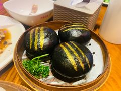 黑金流沙包-澳门陈光记烧味饭店(南京德基广场店)