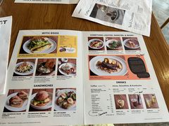 -ROAST coffee & eatery