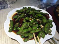 -老街烧烤大排档·地道湖北菜·龙虾馆(汉口火车站店)