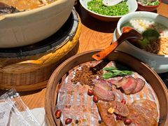 -吃饭皇帝大土家民族菜(荟聚店)