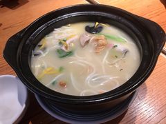 云南过桥米线-云海肴·汽锅鸡·云南菜(高德置地店)