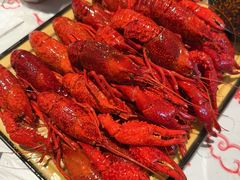 -肥肥虾庄·金牌油焖大虾(汉口城市广场店)