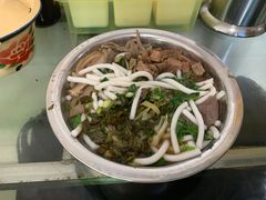 -花溪牛肉粉(八鸽岩店)