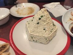 香椿豆腐-聚首堂·特色小吃·肘子(什刹海德胜门店)