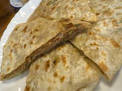 -溢心园香河肉饼总店