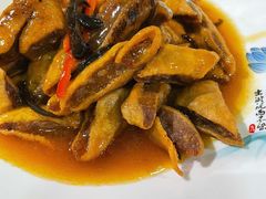 浇汁夹沙-乡村馕坑肉·烧烤·新疆菜·本地人更爱吃(阿勒泰首店)