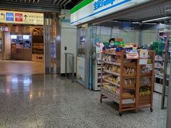 -全家便利店(愚园店)