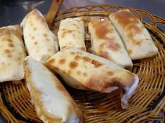 新疆烤包子-新疆伏拉沃餐厅(白龙南路店)