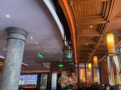 -八府香鸭·啫啫煲(华山路店)