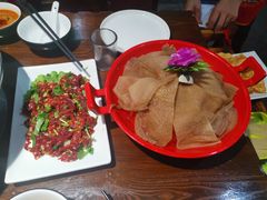 -乡土黄·鲜牛肉火锅·小龙虾(兴业街店)