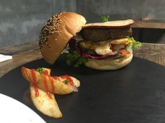 -HIGH FIVE哈福手工汉堡(桂林路店)