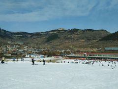 -济南卧虎山滑雪场