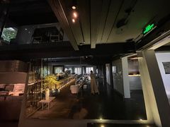 -穹六人间 people 6(岳阳路店)