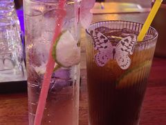 -喜鹊音乐酒馆(西街店)