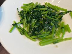 -香山湖家家宴(中山陵店)