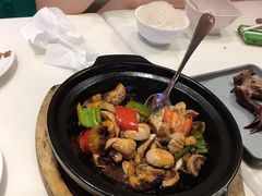 -粤小馆(天安云谷店)