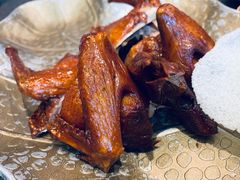 -蝴蝶里·粤菜·点心(龙湖天街&滨江店)