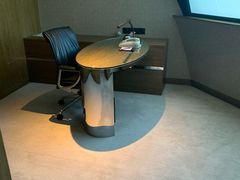 -上海滴水湖皇冠假日酒店