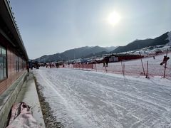 -丝绸之路山地度假区滑雪场