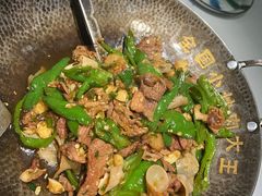 -费大厨辣椒炒肉(高铁吾悦广场店)