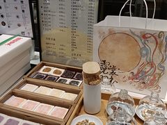 -阮大兴糕团(杭州西湖银泰百货店)