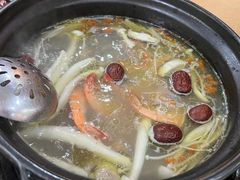 -濠轩阁特色生蚝火锅(水湾路店)