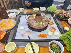 -香香腊排骨.野生菌火塘总店(束河店)