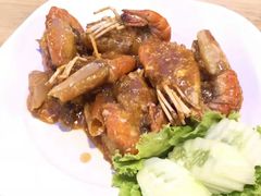 -J Daeng Seafood