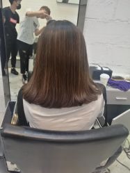 -SIX Hair Consultant