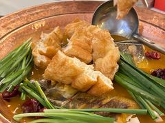 -饭怕鱼·黄焖鲟龙鱼(湖大店)