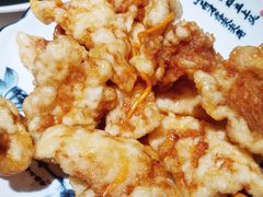 -老码头黑皮肘子锅包肉(赣水路店)