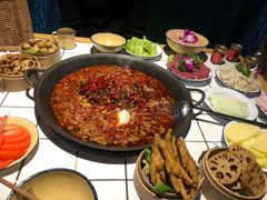 -瓜西西重庆火锅(花溪店)