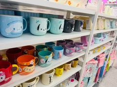 -名创优品(山东青岛华润万象城店)