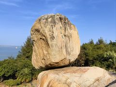 -东山风动石景区