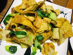 -黄泥岗·地道湖北菜(奥特莱斯店)