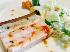 鸡肉冻鹅肝批配松露酱色拉-Caprice(香港四季酒店)