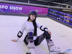-Hopo Snow 城市滑雪空间(来福士广场购物中心店)