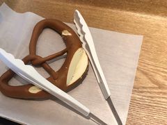 -Dough&Joe团憩(瑞虹天地月亮湾店)