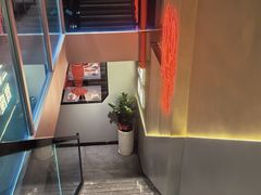 -龙巢盱眙龙虾·牛蛙·烧烤宵夜(八卦岭店)