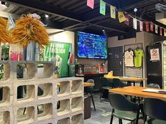 -京狮炙燥·精酿烧烤(首经贸店)