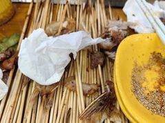 -哈尔滨小酒馆·鲜肉现穿自助烧烤(康新花园店)